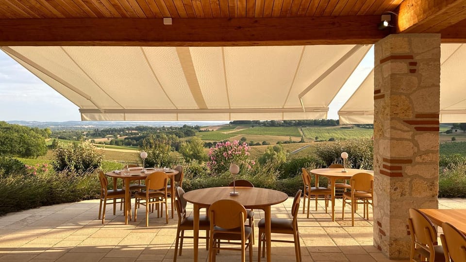 Patio, Restaurant/places to eat, Natural landscape, View (from property/room), Balcony/Terrace, Dining area, Mountain view