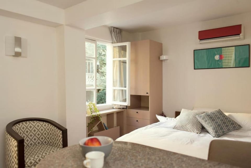 Homey Perfectly Located Studio Apartment in Africa