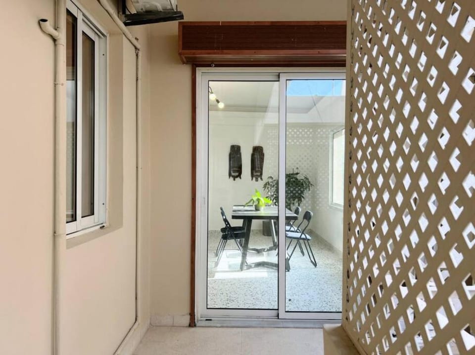 Chill 2Br haven Gemmayze Apartment in Africa