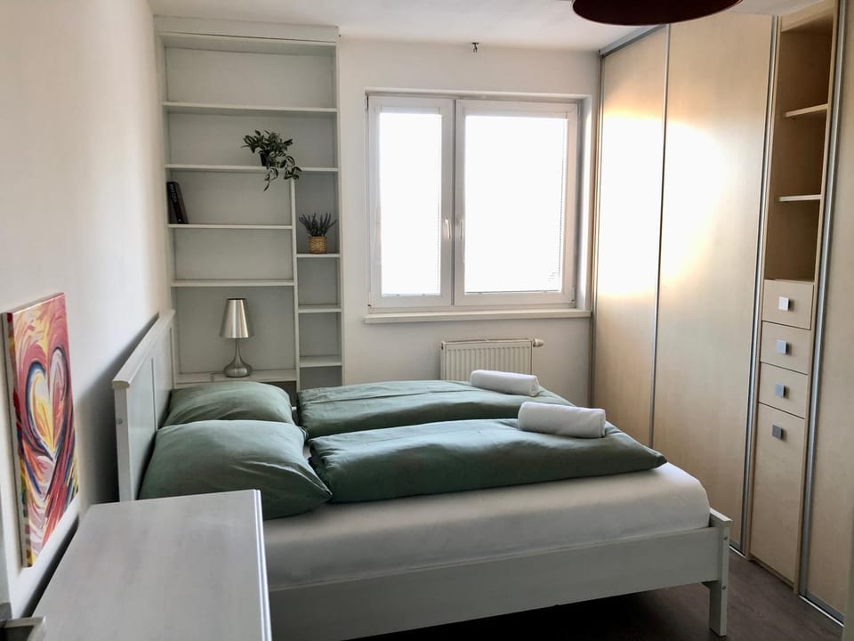 Bed, Bedroom, wardrobe