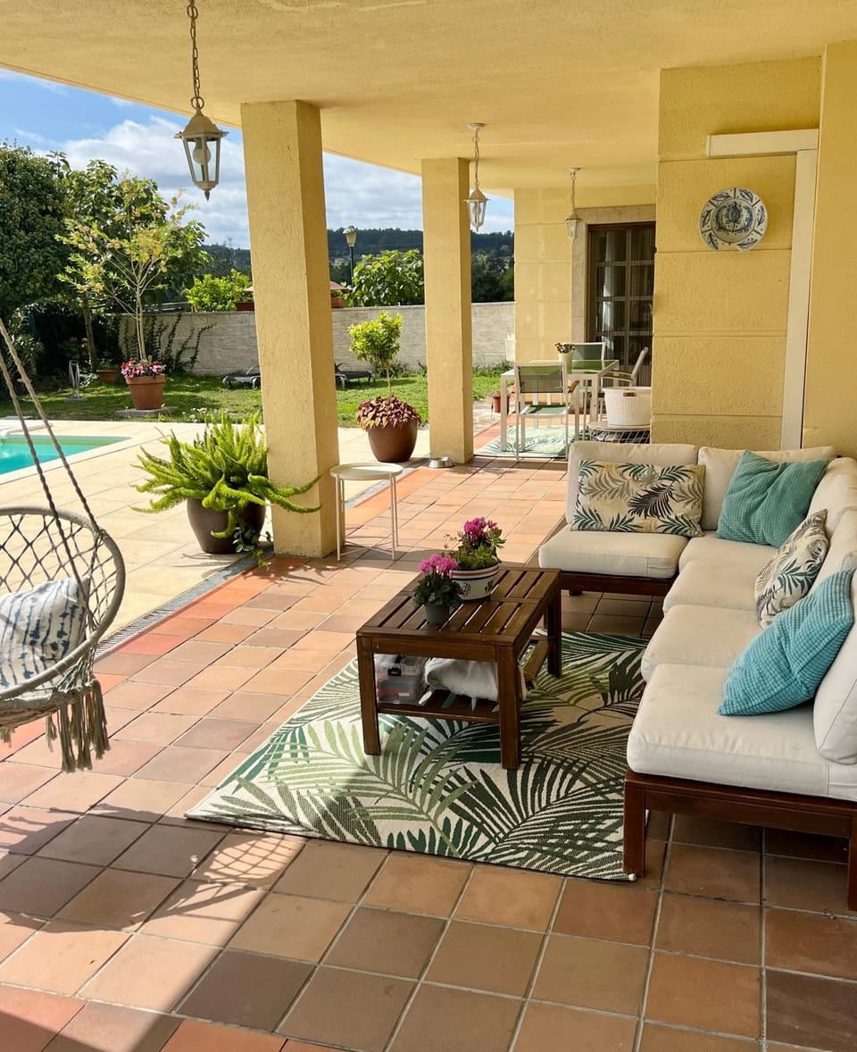 Garden, Balcony/Terrace, Swimming pool