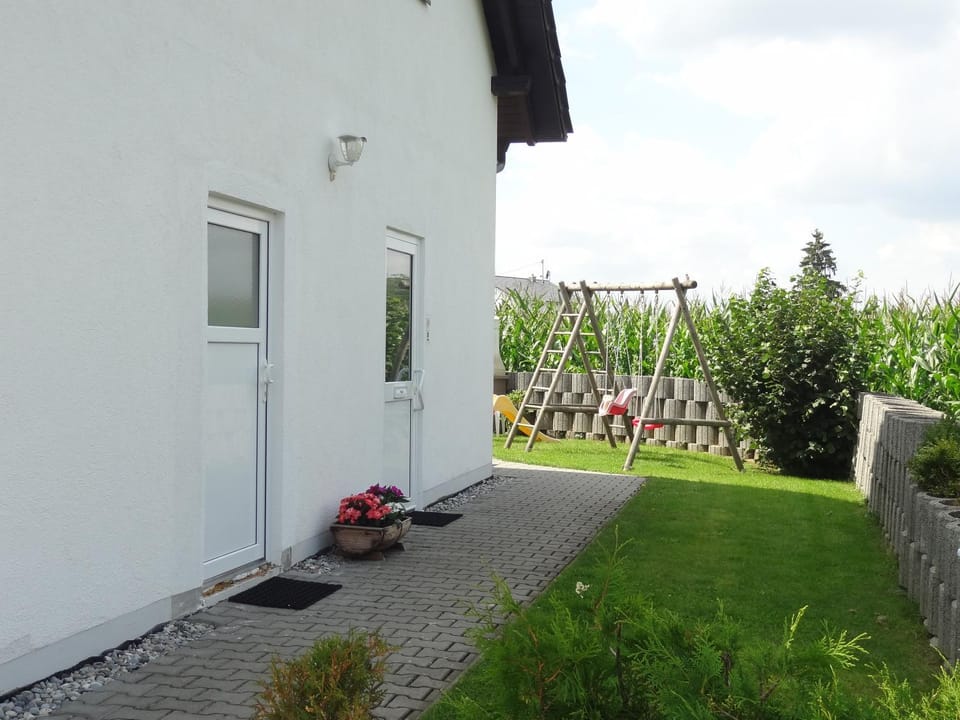 Facade/entrance, Garden