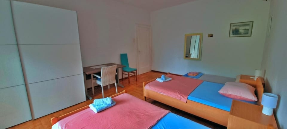 Bed, Balcony/Terrace, Bedroom, wardrobe