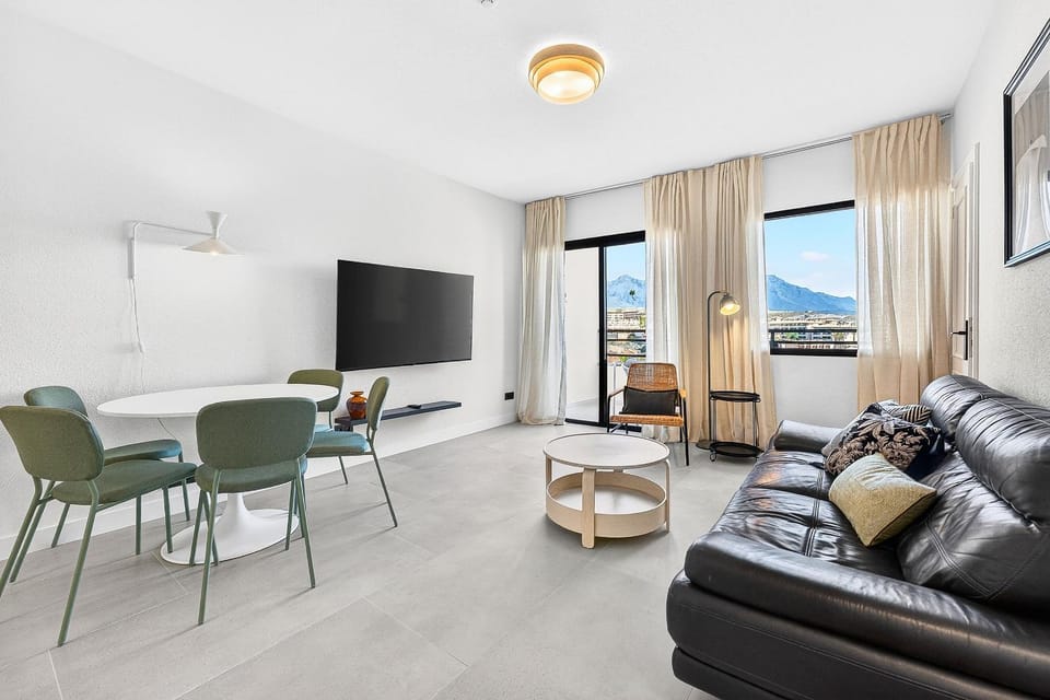 TV and multimedia, Living room, Seating area, Dining area, Mountain view, Sea view