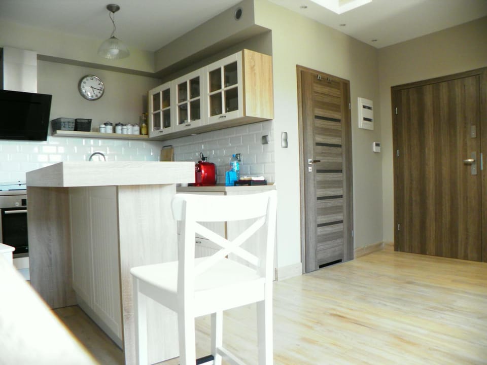 Dining area, minibar, pet friendly, stove