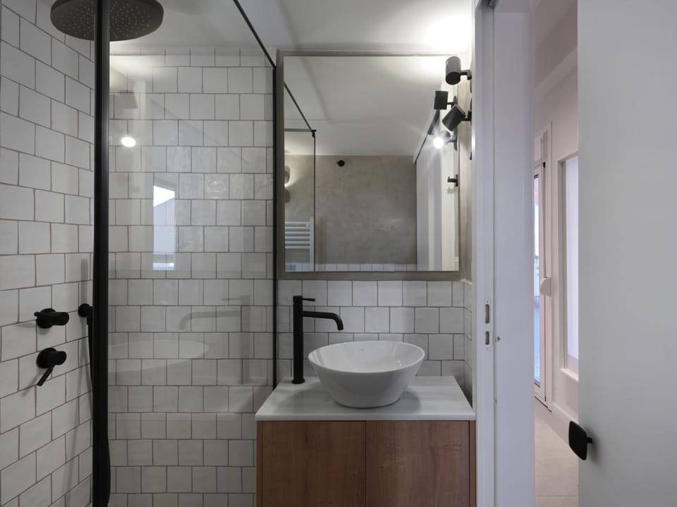 Shower, Bathroom