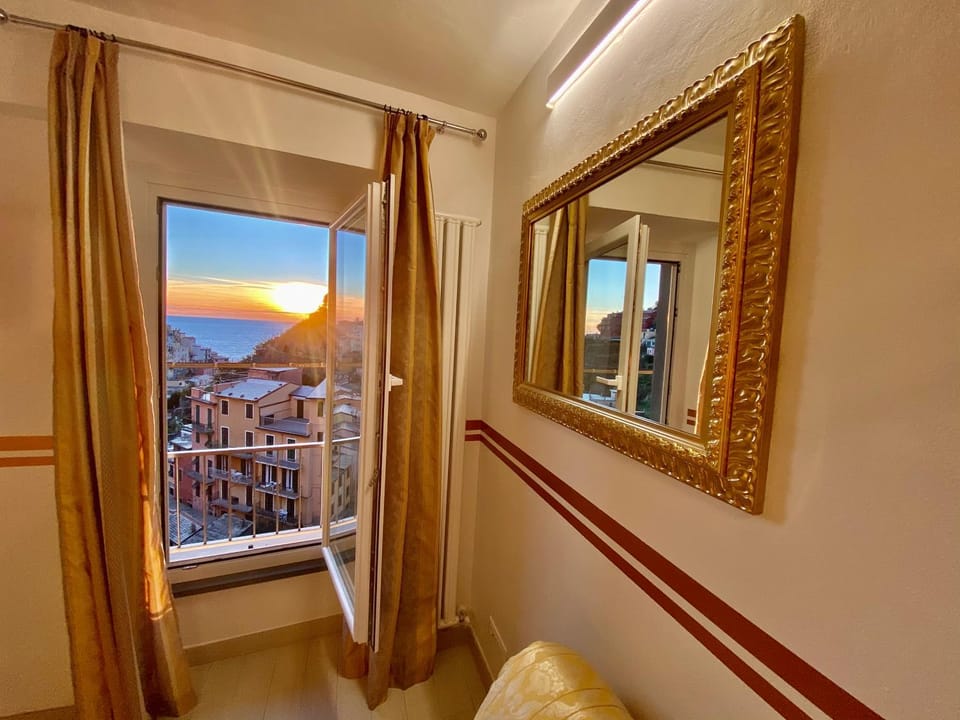 The Manarola Sea View Bed and Breakfast in Manarola