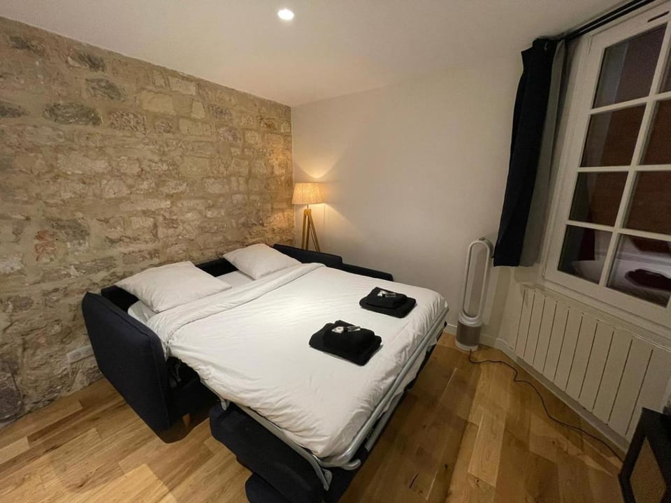 La Nuit Étoilée - Moderne - by Mon Petit Faré Apartment in Paris