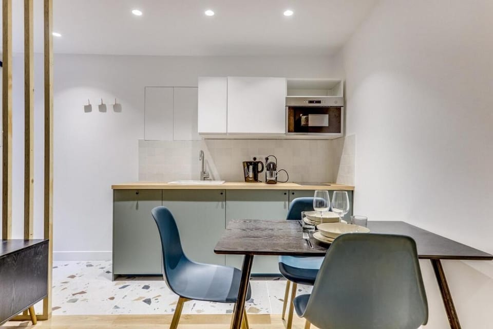 La Nuit Étoilée - Moderne - by Mon Petit Faré Apartment in Paris
