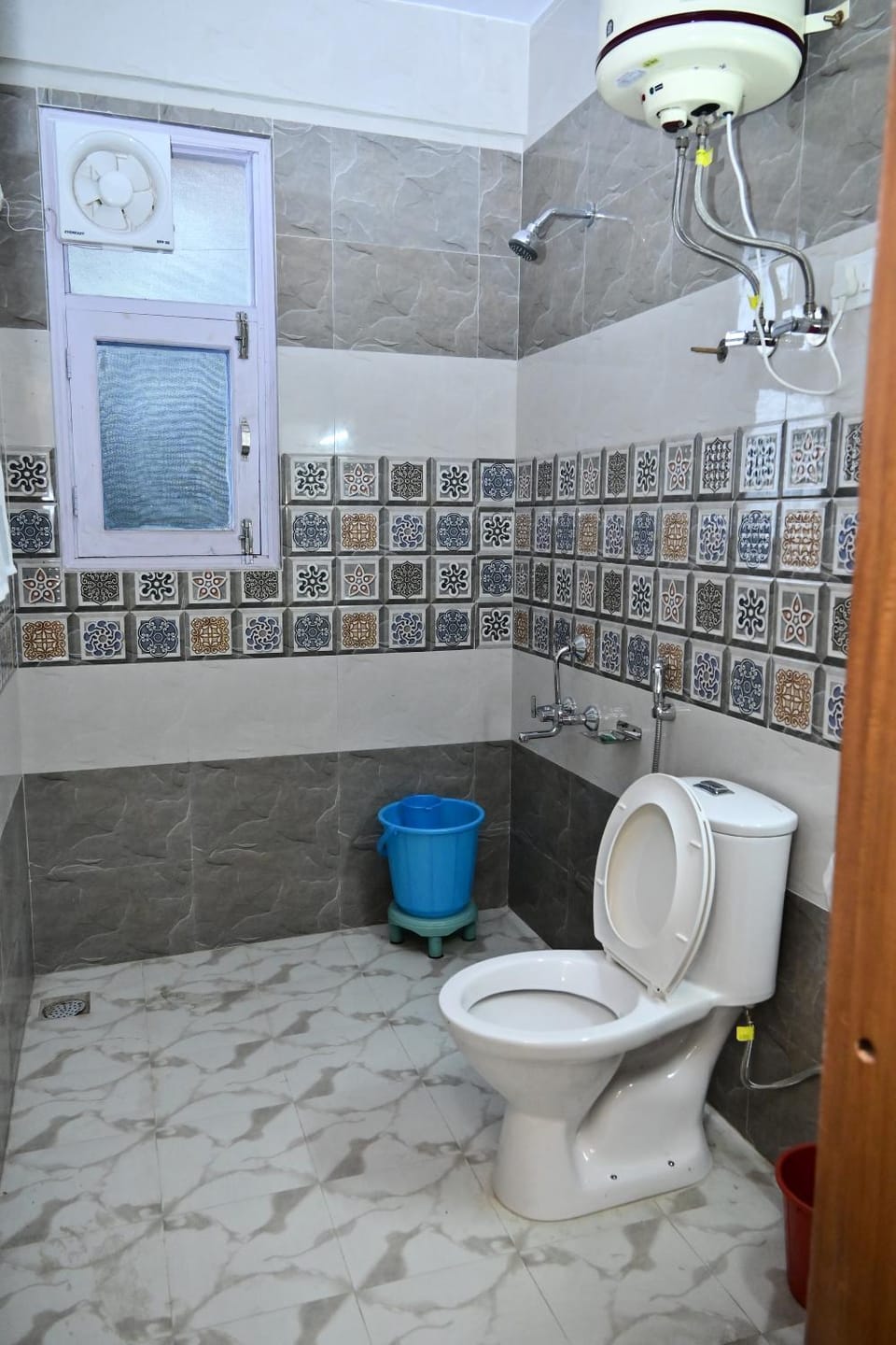 Shower, Toilet, Bathroom, bidet