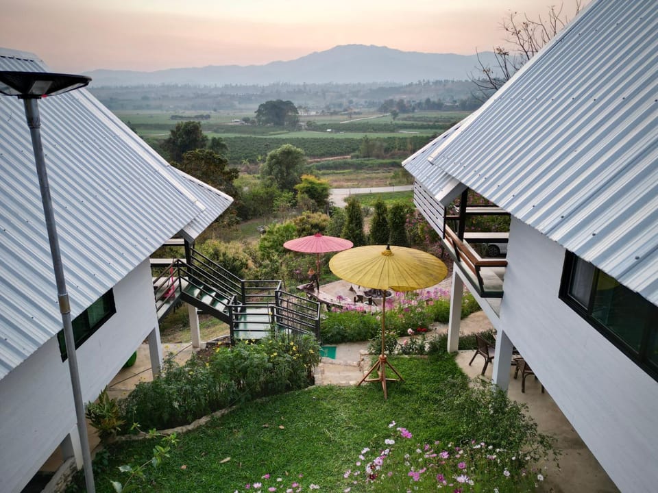 View (from property/room), Garden view, Mountain view