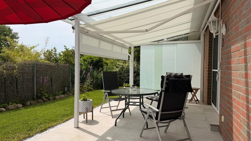 Balcony/Terrace, Seating area, Garden view