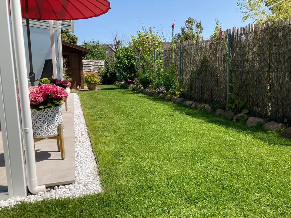 Garden, Garden view