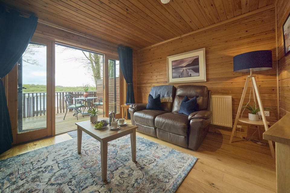 Property building, View (from property/room), Balcony/Terrace, Living room