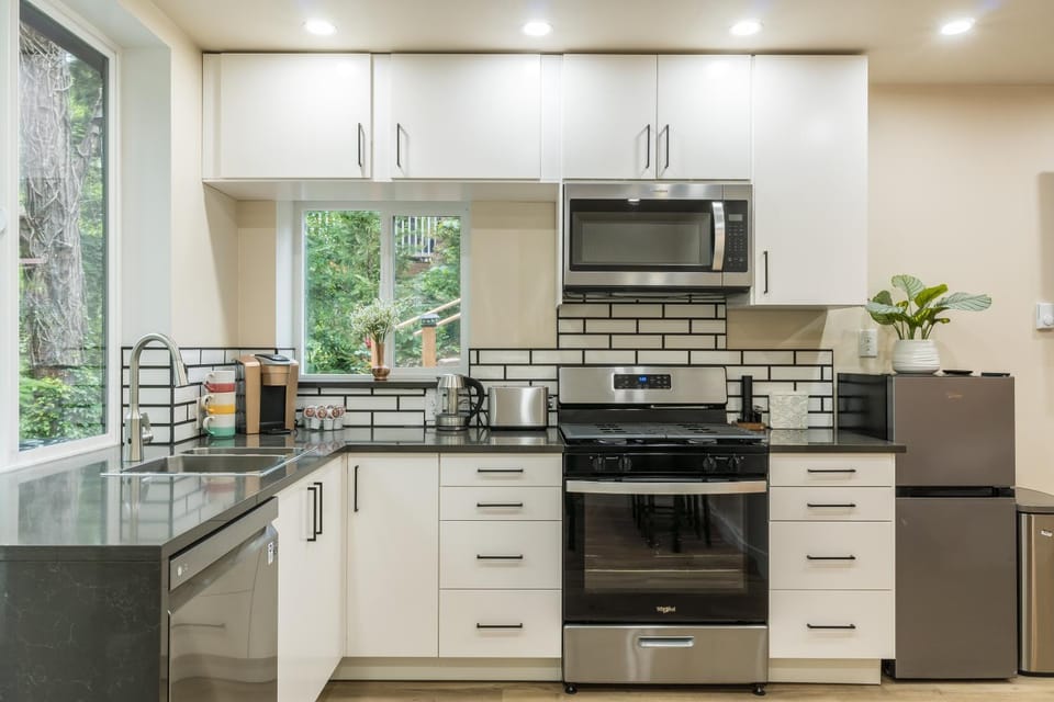 Kitchen or kitchenette, dishwasher, minibar, pet friendly