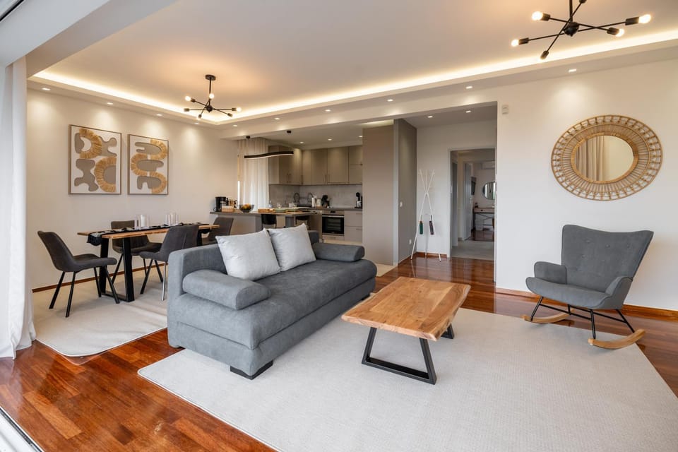 Living room, Dining area, kitchen