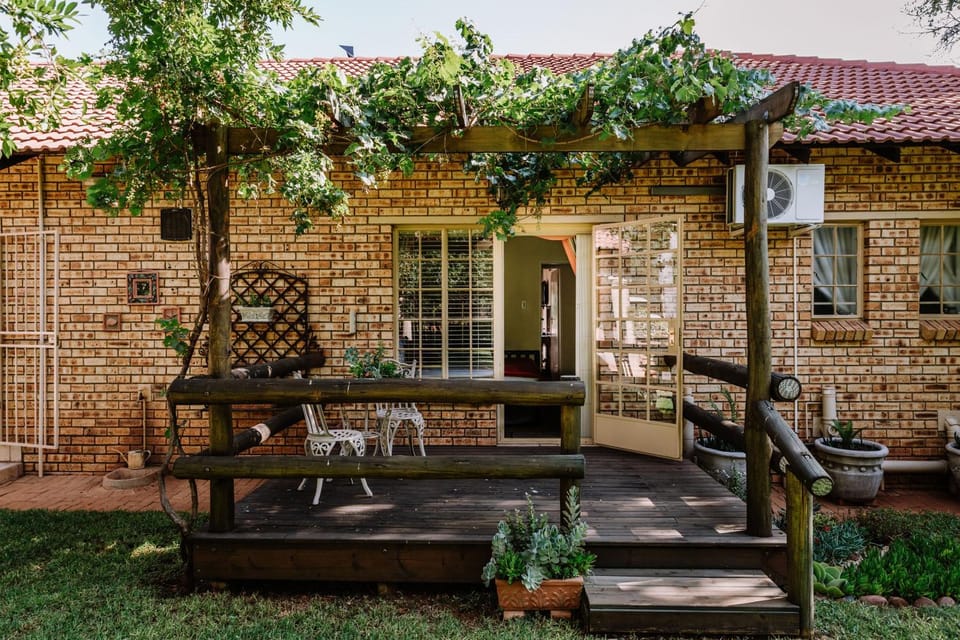 Boubou Bed and Breakfast Bed and Breakfast in North West, South Africa