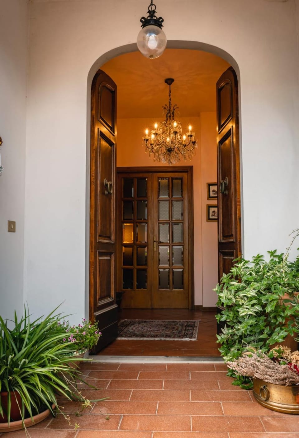Facade/entrance