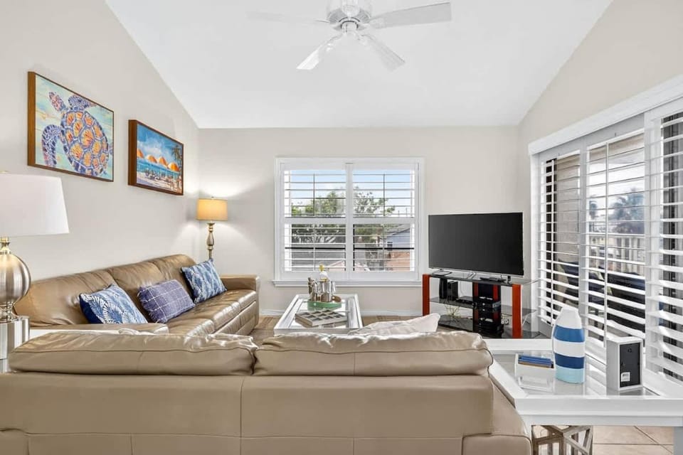 Fins Up in Clearwater Beach House in Clearwater Beach