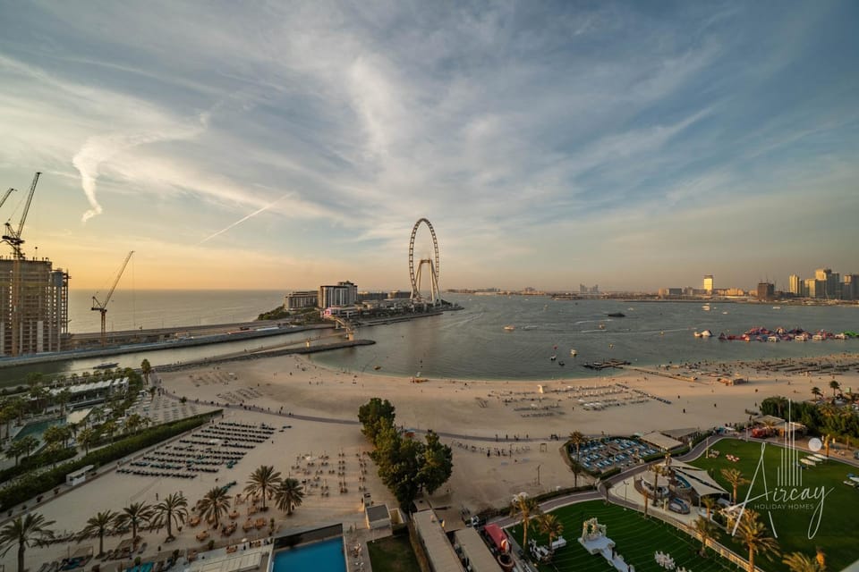 Ain Dubai Panorama Luxe 2BR Seaview Retreat Apartment in Dubai
