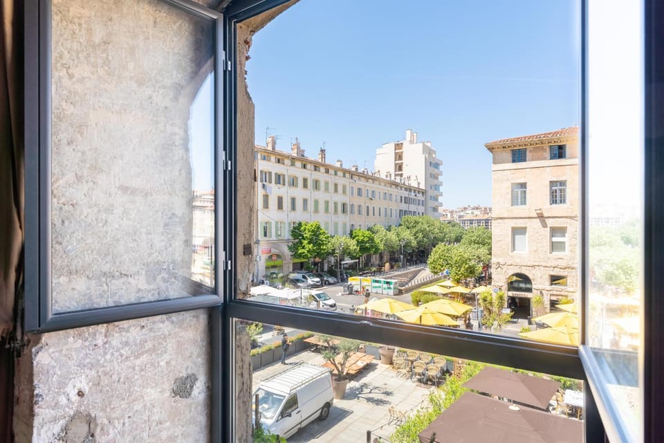 Vieux-Port - L'Arsenal Apartment in Marseille