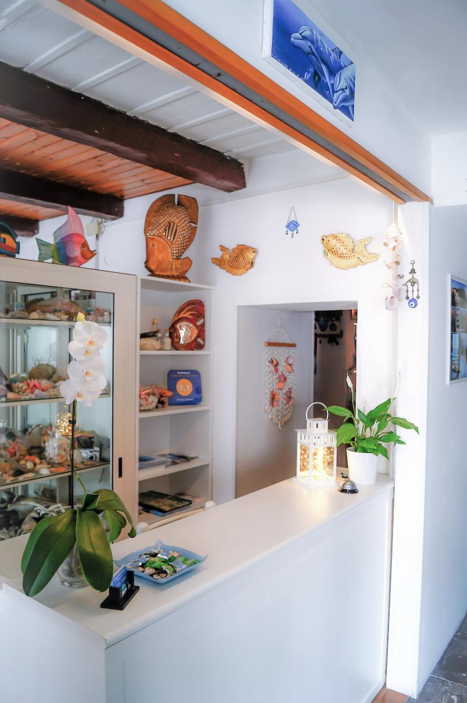 Lobby or reception, Internal: Not applicable to any particular room