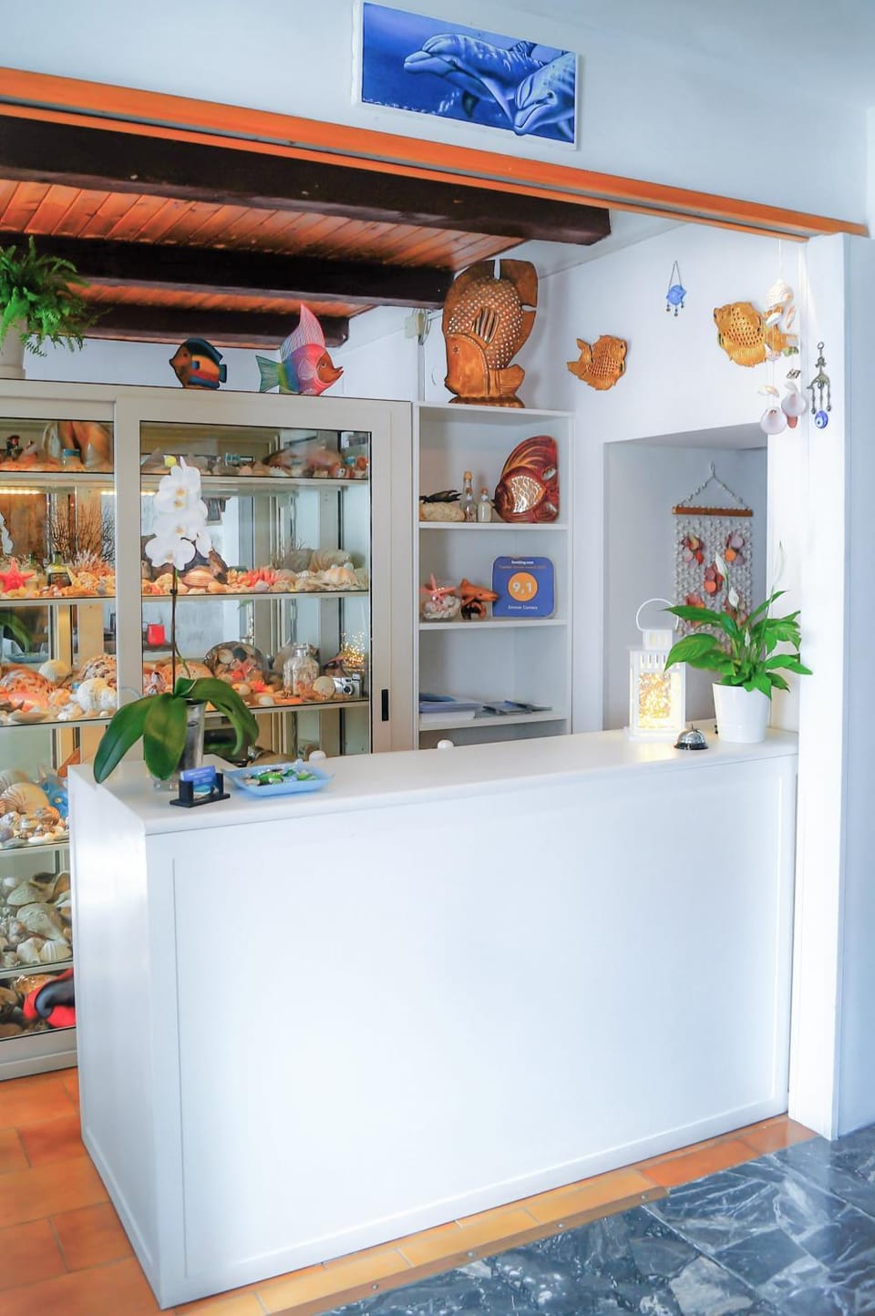 Lobby or reception, Internal: Not applicable to any particular room