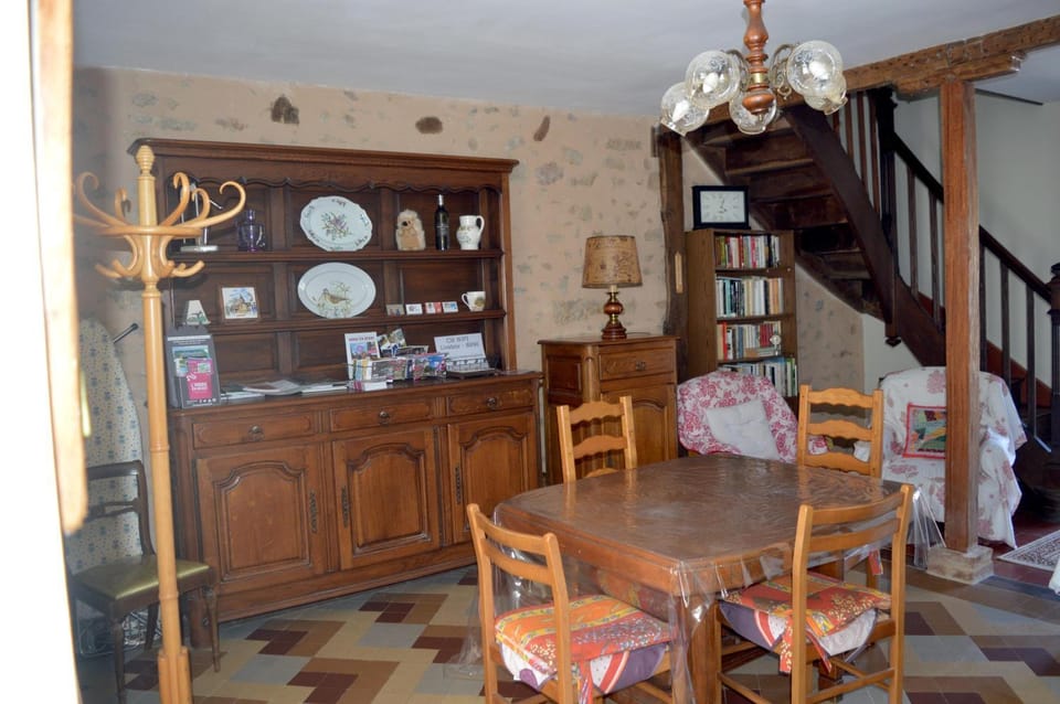 Property building, Living room