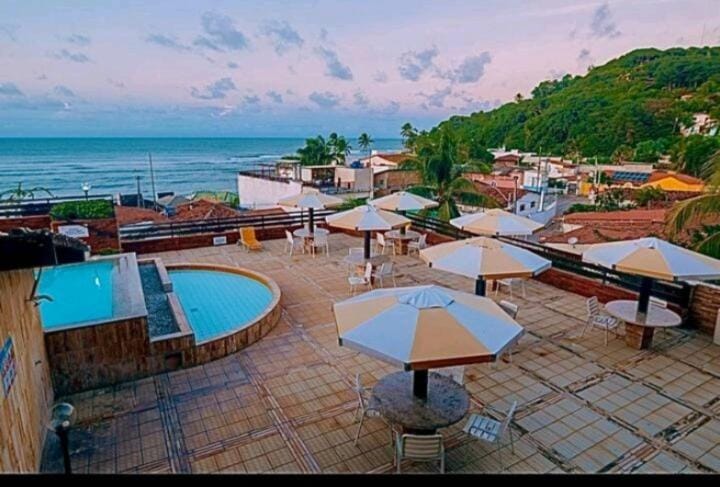Pipa's Ocean Apartment hotel in Pipa Beach