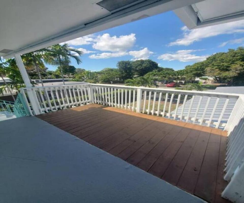 Short Walk to Wilton Drive Apt5 Apartment in Wilton Manors
