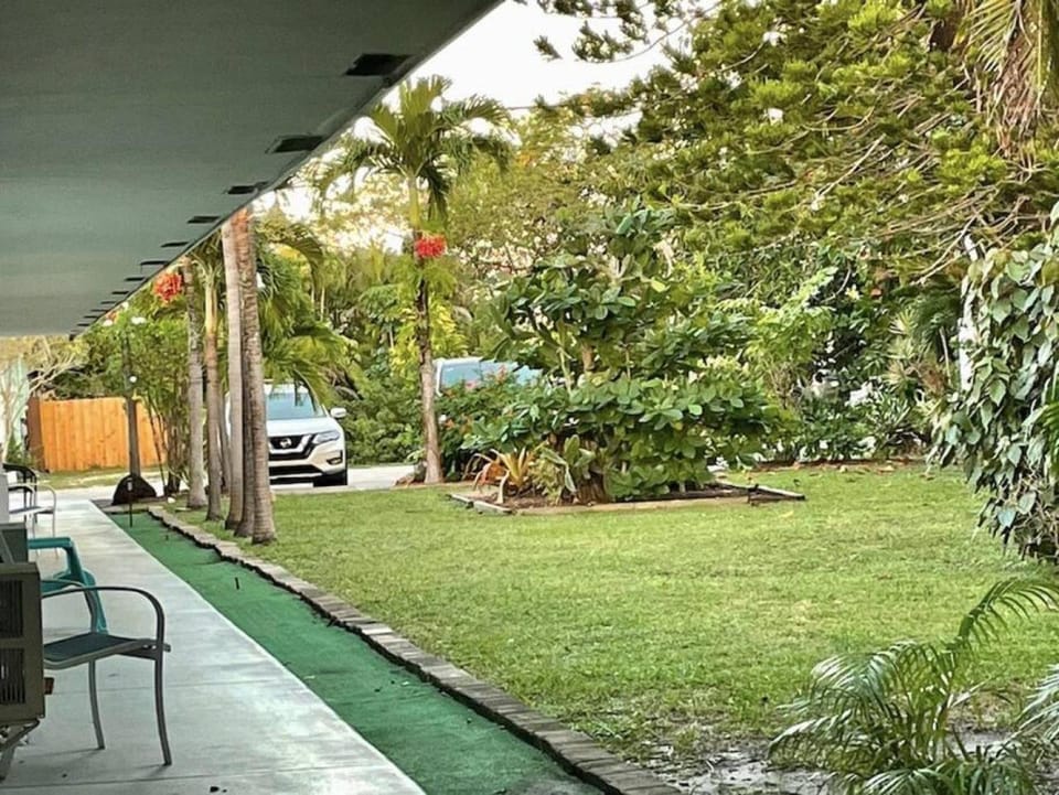 Just Off Wilton Drive Apt 8 Apartment in Wilton Manors