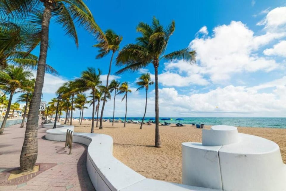 The Residences at Lake Ridge Apt 2 Apartment in Fort Lauderdale