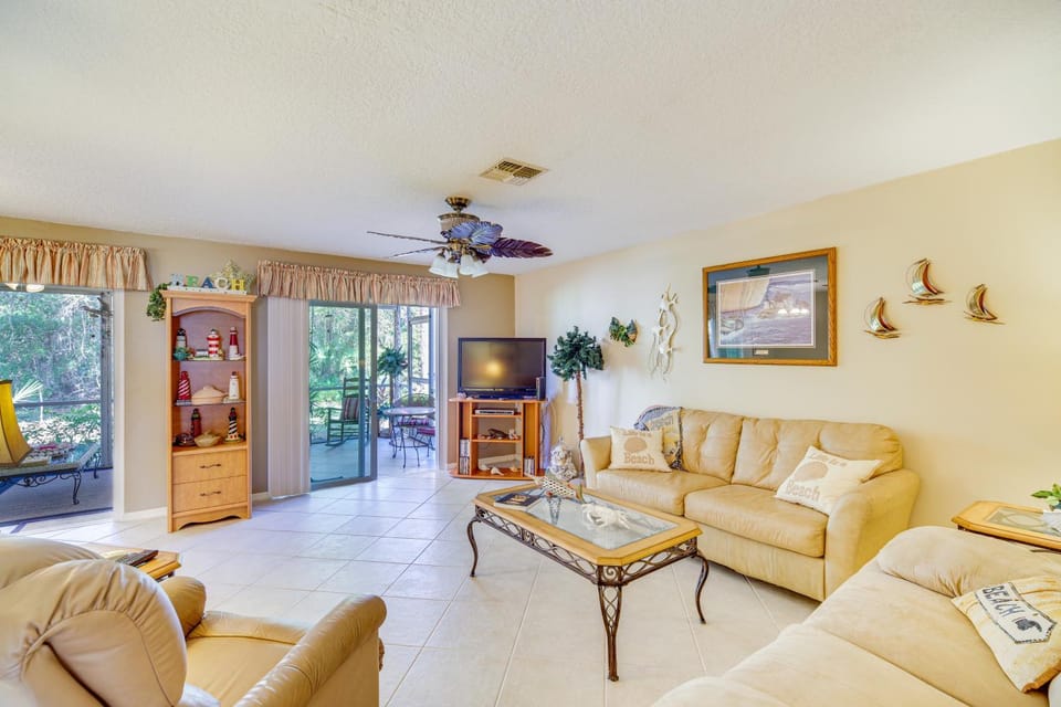 Sebastian Home with Screened Lanai 8 Mi to Beach! House in Sebastian