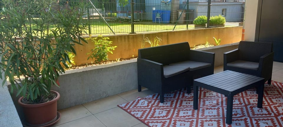 Garden, Balcony/Terrace