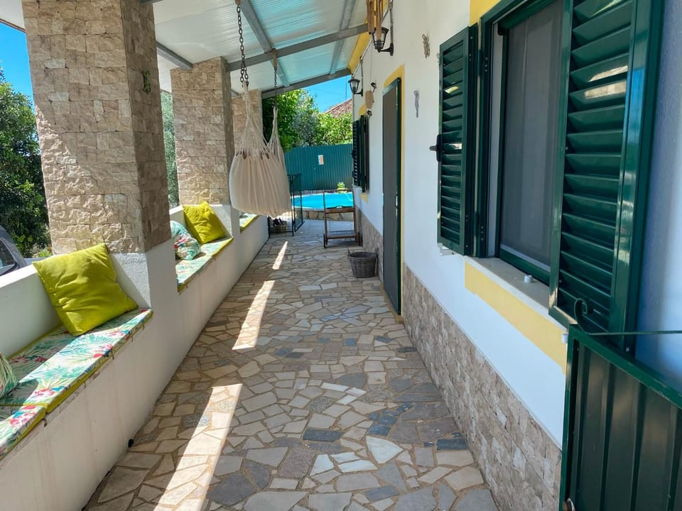 Casa dos Avós House in Faro District