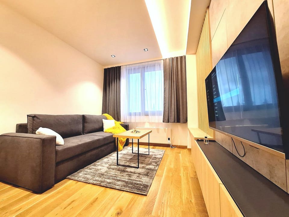 TV and multimedia, Living room