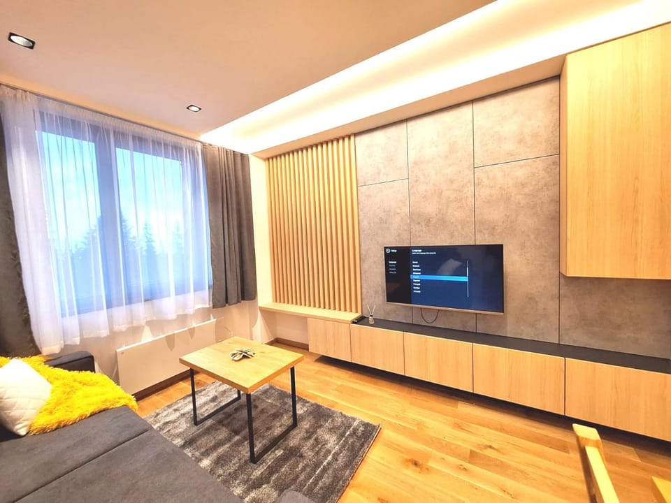 TV and multimedia, Living room