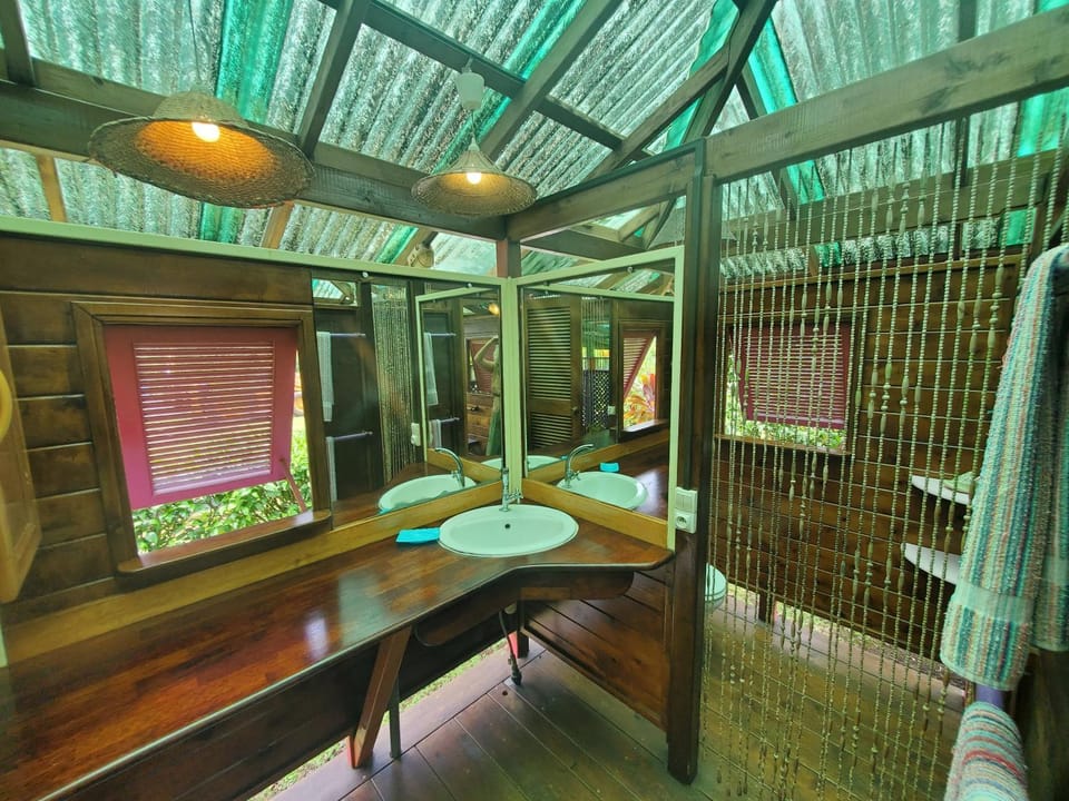 Heimanarii's Lodge - Fare Fetia Bed and Breakfast in Moorea-Maiao