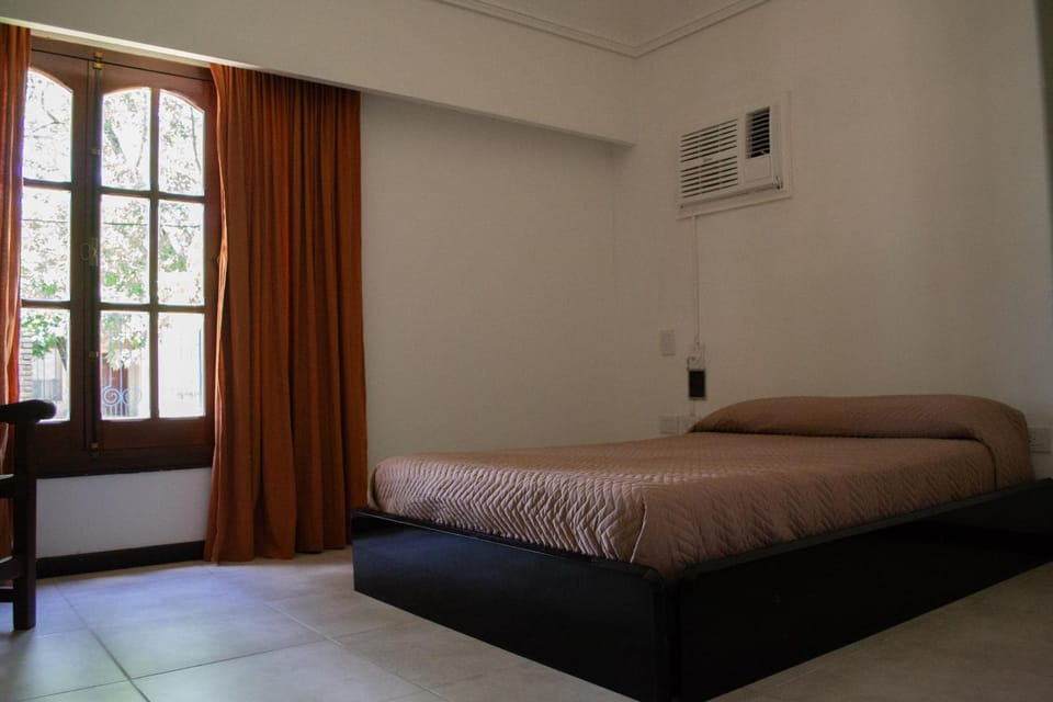 Bed, Photo of the whole room, Bedroom, air conditioner