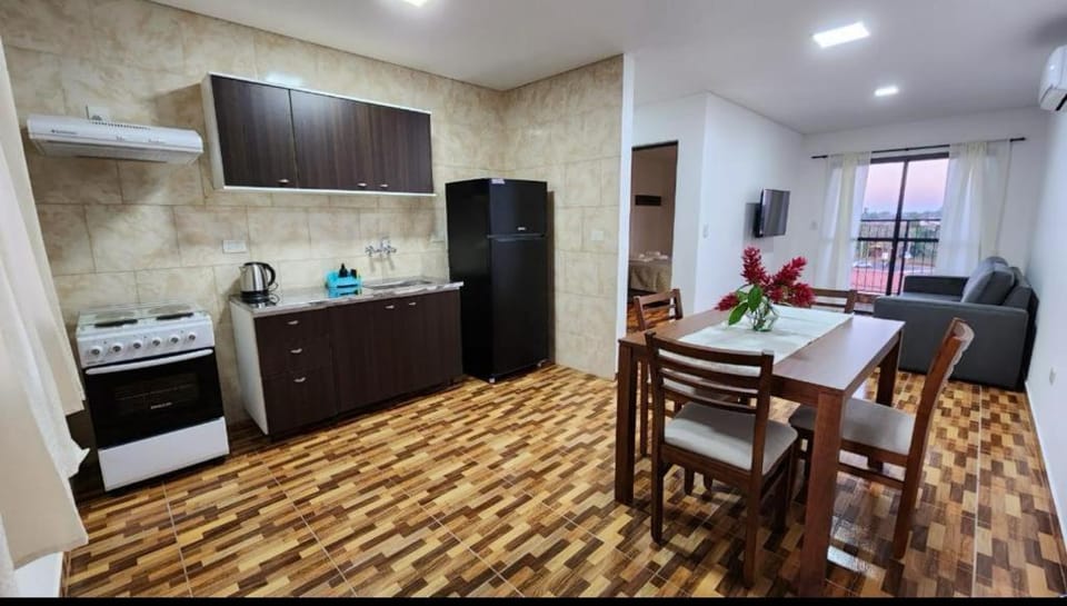 Kitchen or kitchenette, Living room, Seating area, Dining area, pet friendly, stove