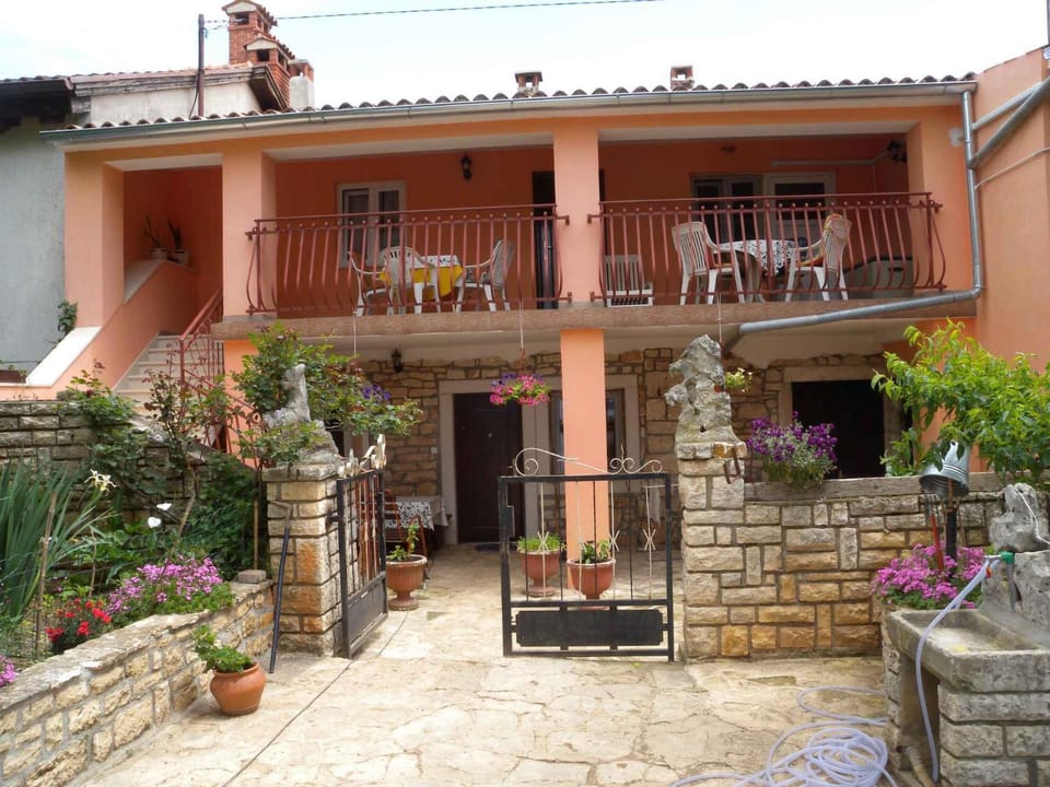 Property building, Summer
