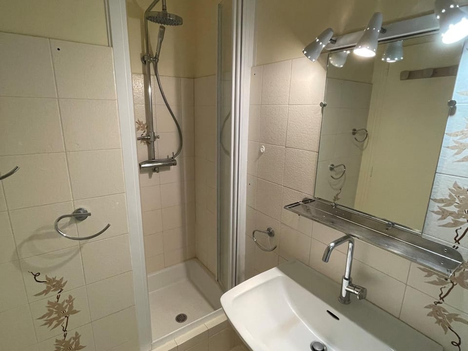 Appartement 2 Ch. Vue Mer, Parking Privé à Saint-Jean-de-Monts - FR-1-323-334 Apartment in Saint-Jean-de-Monts