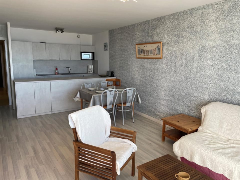 Appartement 2 Ch. Vue Mer, Parking Privé à Saint-Jean-de-Monts - FR-1-323-334 Apartment in Saint-Jean-de-Monts