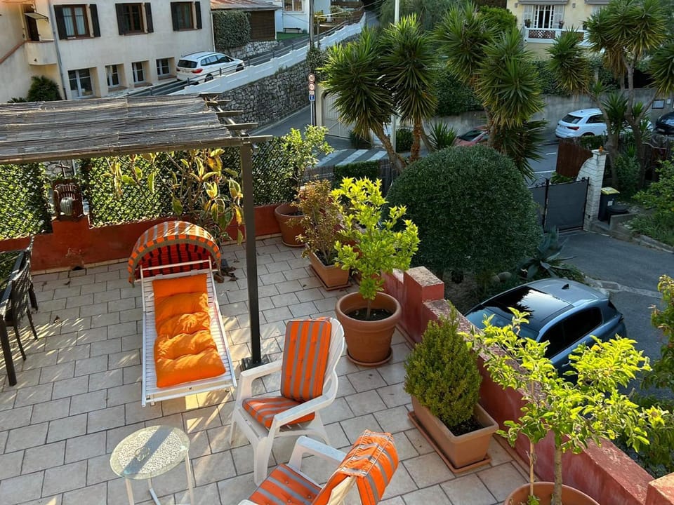 Balcony/Terrace, Decorative detail, sunbed