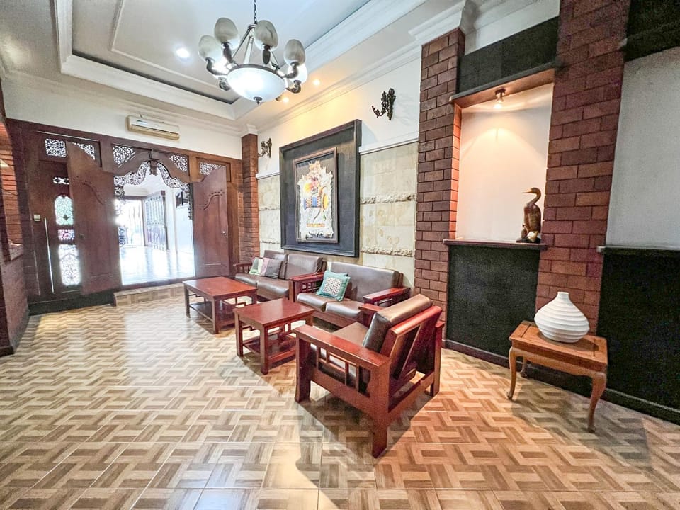 Living room, Lobby or reception
