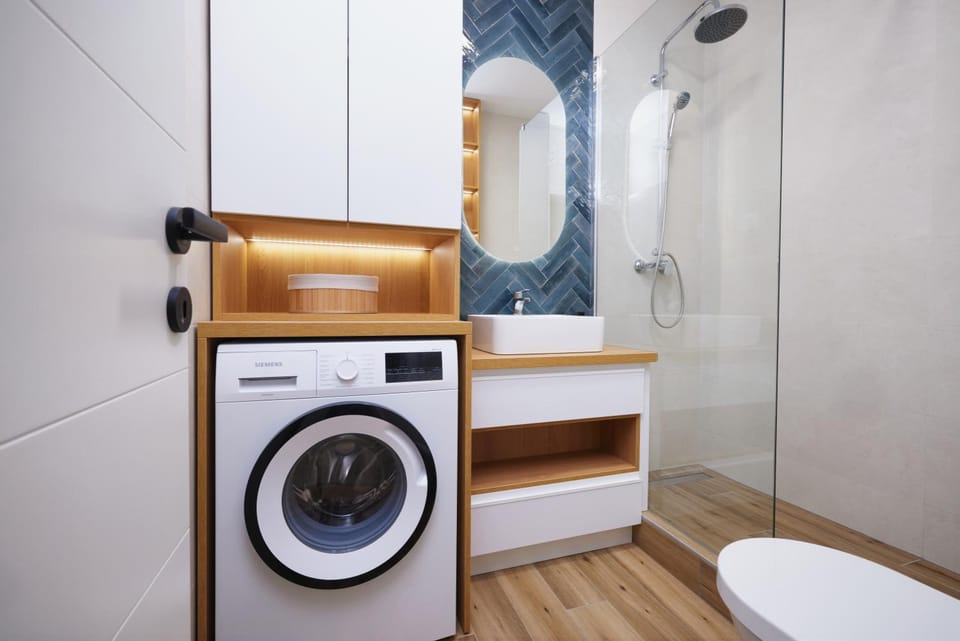Shower, Toilet, washing machine