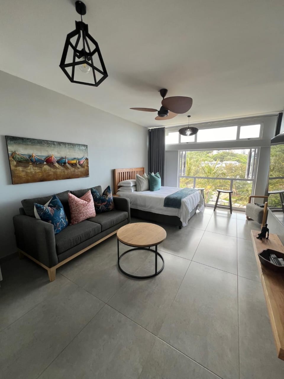 TV and multimedia, Lounge or bar, Bedroom
