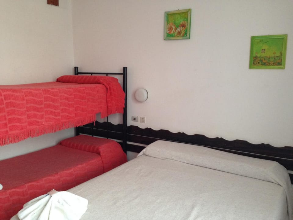 bunk bed