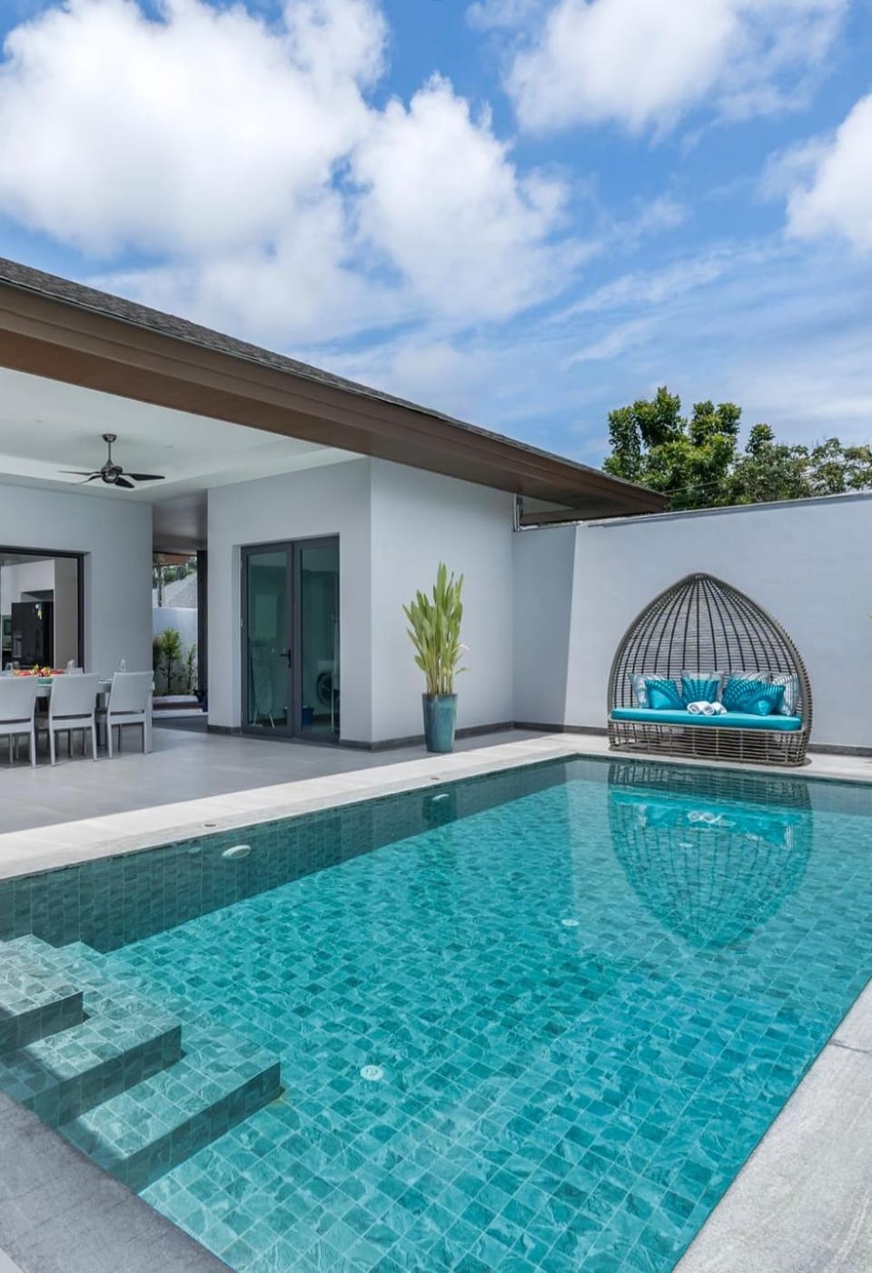 Patio, Pool view, Swimming pool, sunbed