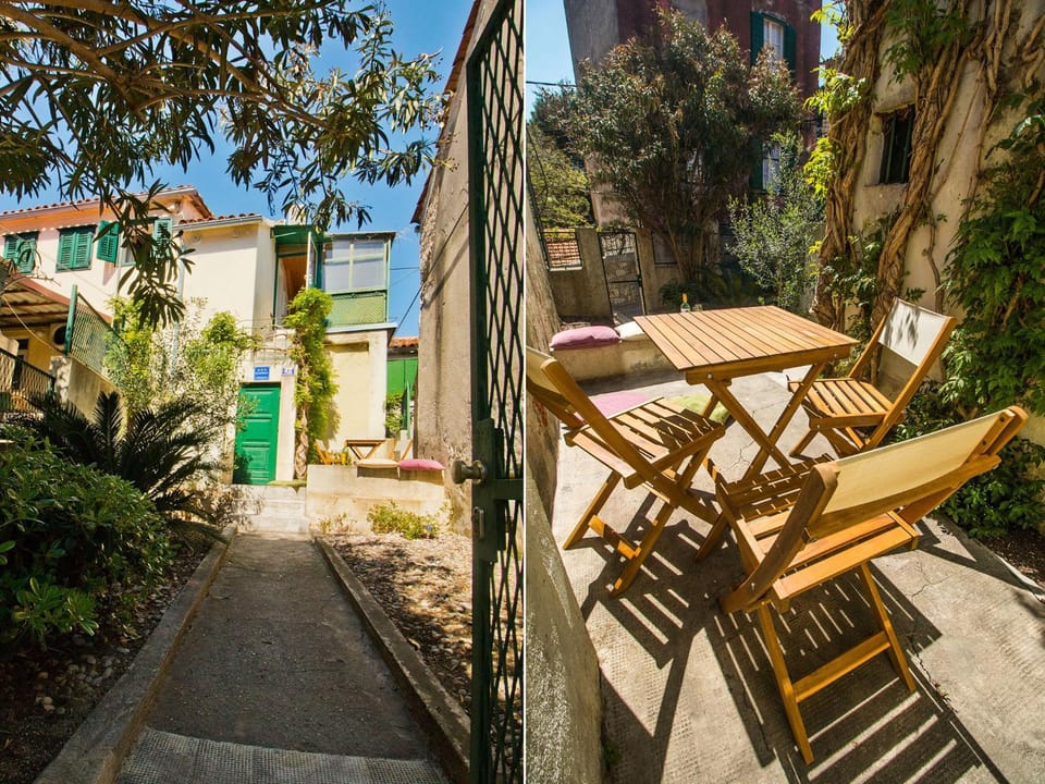 Property building, Patio, Day, Garden